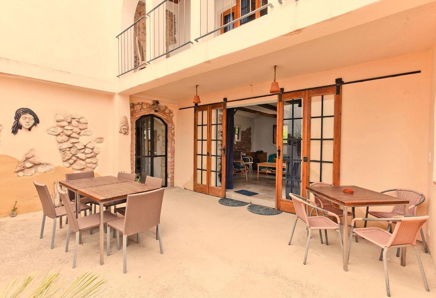 Hostal Cal Pau Cruset Torrelles de Foix Exterior foto