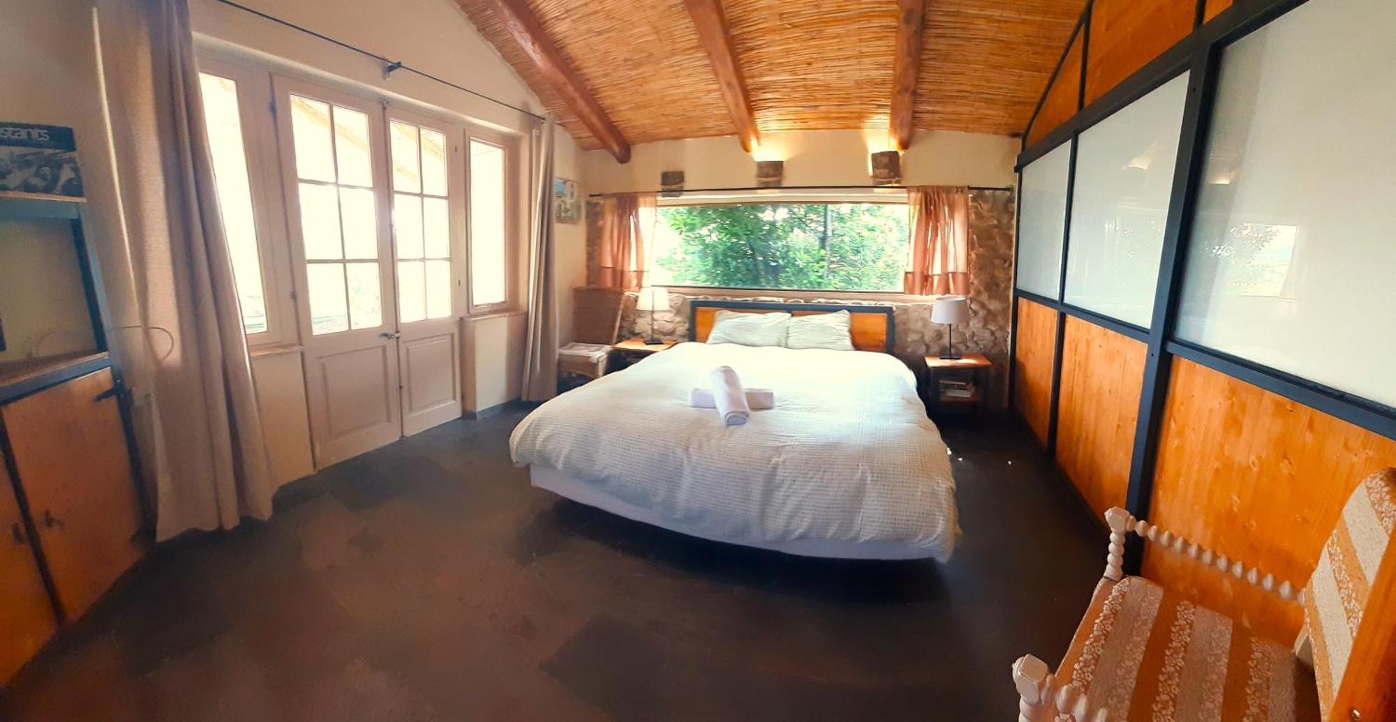 Hostal Cal Pau Cruset Torrelles de Foix Exterior foto